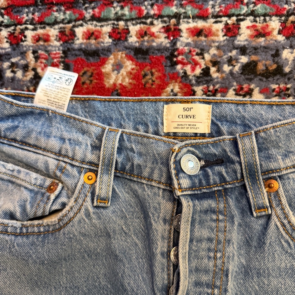Levis 501 Curve Jeans Womens Light Wash Straight Leg High Rise Denim Blue - Picture 3 of 8